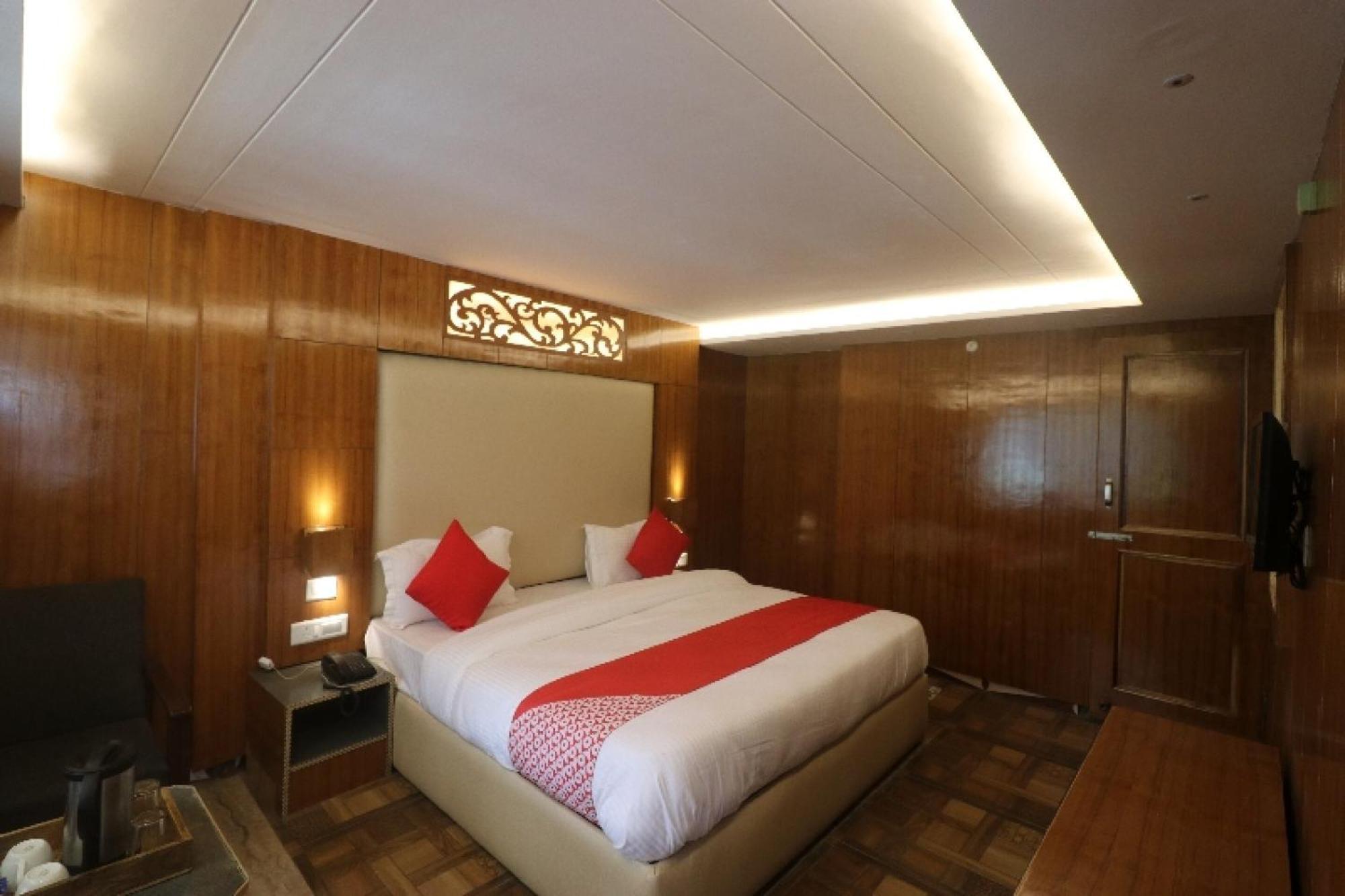 Hotel O Beas Regency Manāli Exteriör bild