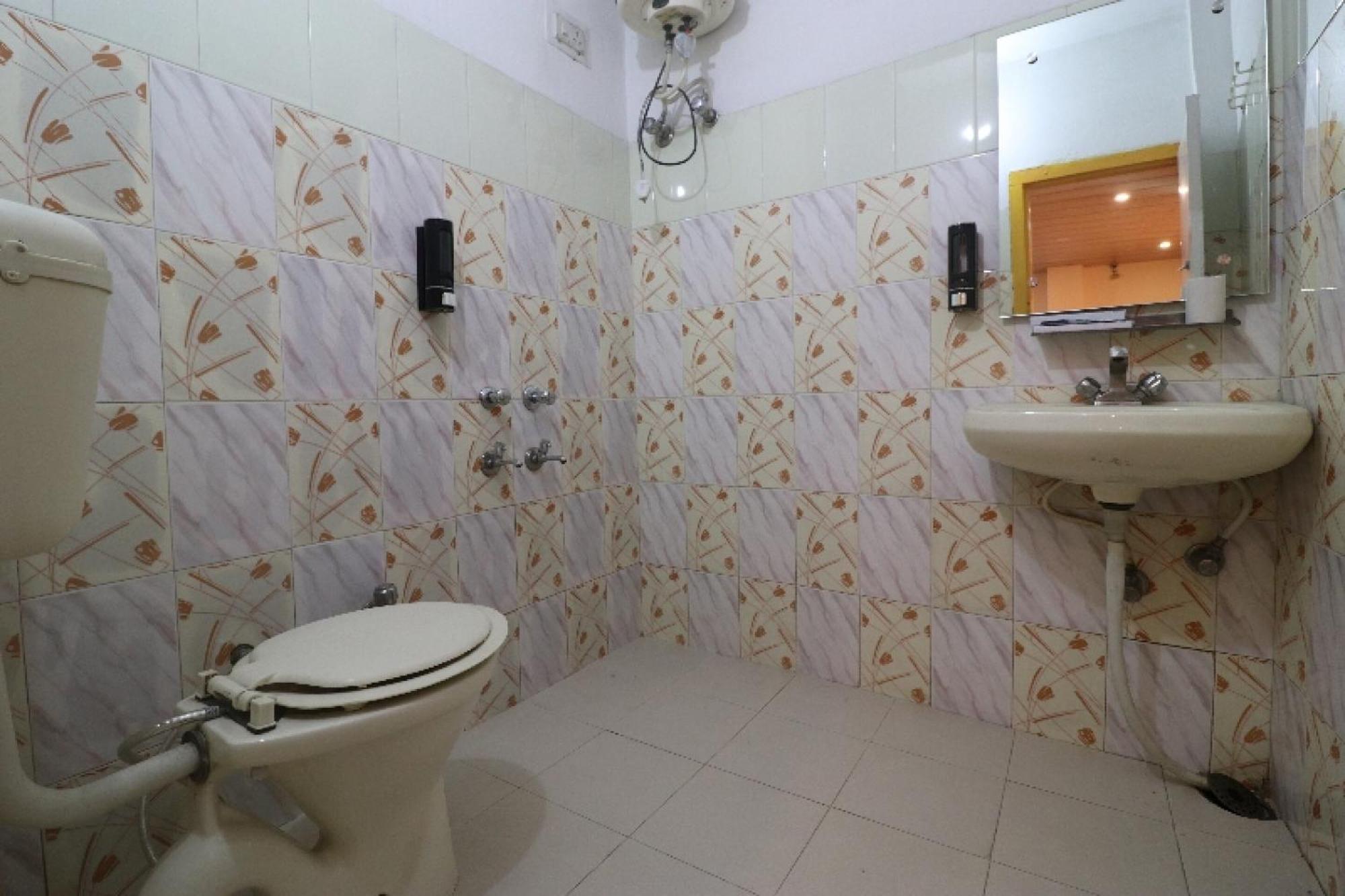 Hotel O Beas Regency Manāli Exteriör bild