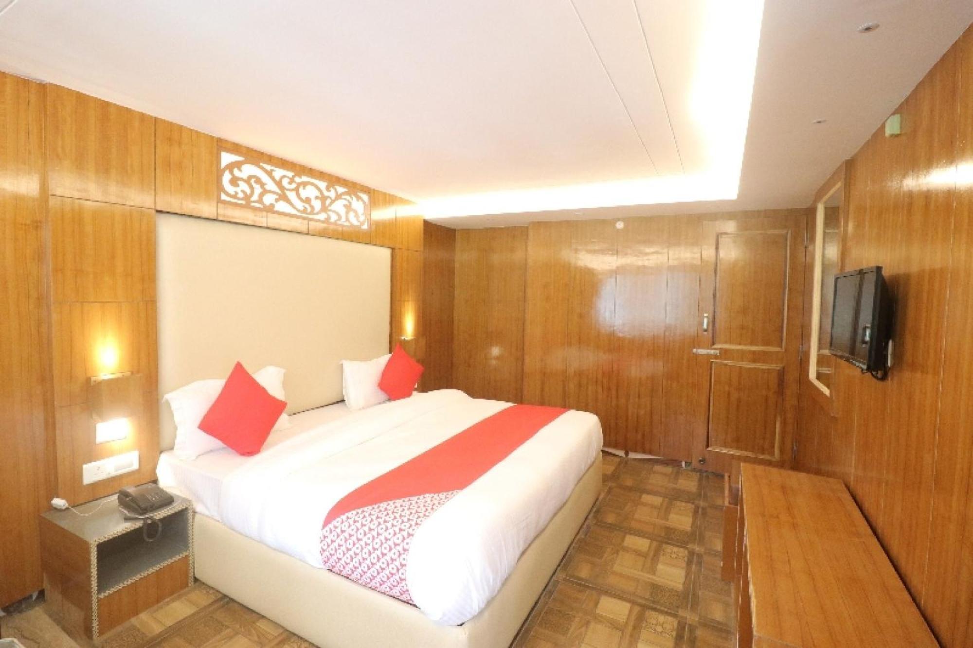 Hotel O Beas Regency Manāli Exteriör bild